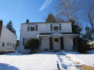 1039 Girard Ave, Swarthmore, PA 19081