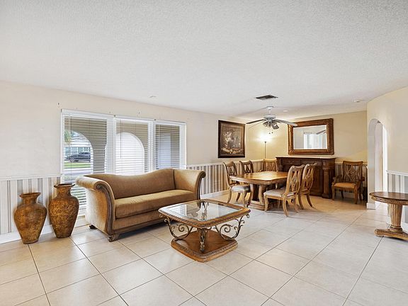 5th image of 2121 NE 62nd Court