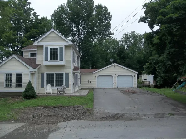 564 Main Street, Calais, ME 04619