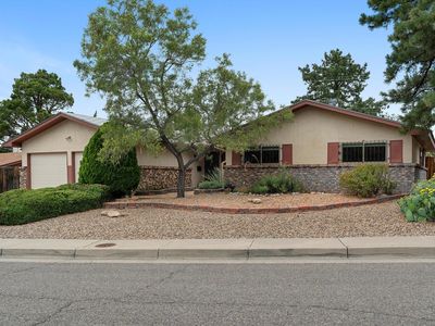 9507 Lagrima De Oro Rd NE, Albuquerque, NM, 87111