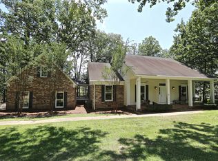 3 Village Dr, Madison, MS 39110