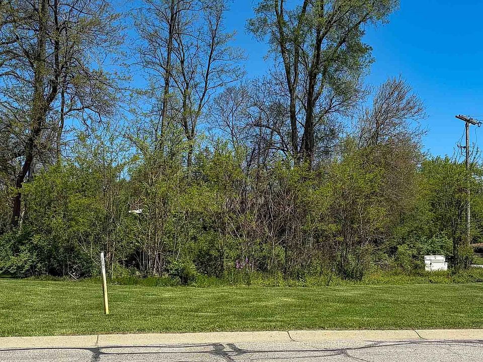 1st image of 18015 Stoneridge Dr #14
