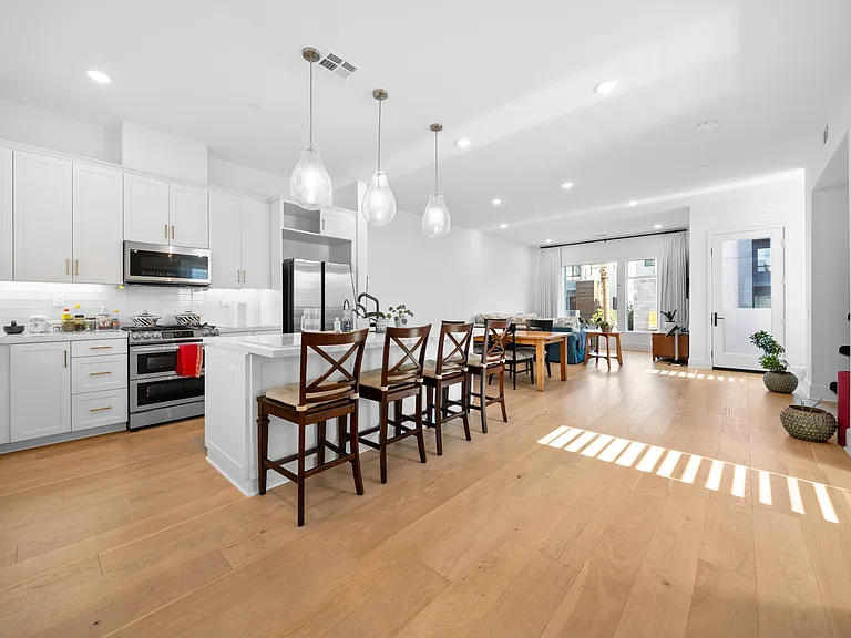 16256 Dawn Way — Photo 11