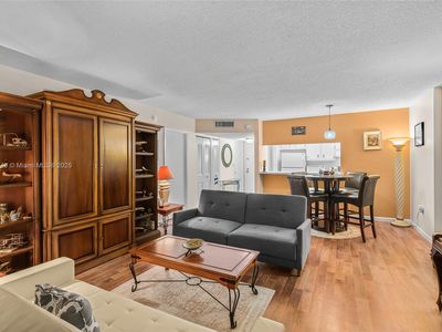 4166 Inverrary Dr APT 306, Lauderhill, FL, 33319