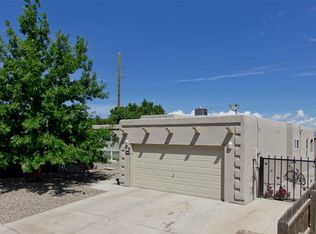 7117 Calle Jenah, Santa Fe, NM 87507