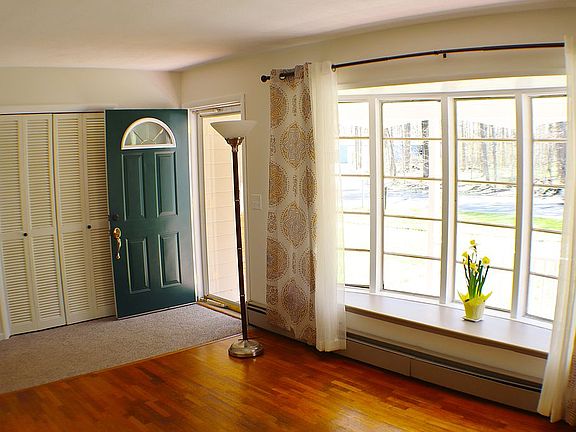 Living Room with bay window