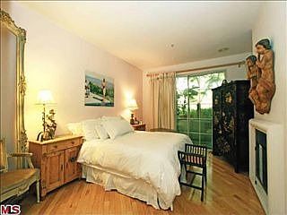 5th image of 7218 Hillside Ave Unit 103