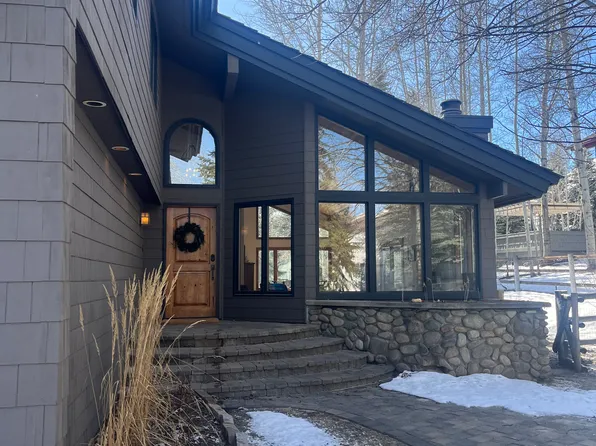 121 Mayleaf Rd, Sun Valley, ID 83353