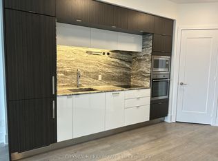 1 Edgewater Dr #813, Toronto, ON M5A 0L1