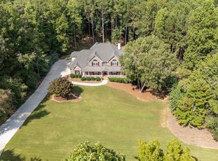503 Antrim Glen Dr, Hoschton, GA 30548
