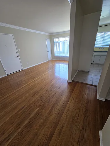 1745 N Kingsley Dr #20 Photo 1 1745 N Kingsley Dr #20 Photo 1