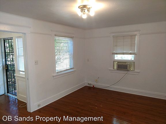 2nd image of 3120 41st St