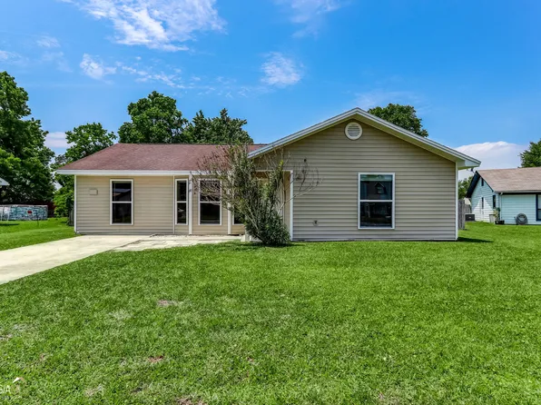 409 Cherry Point Ct, Saint Marys, GA 31558