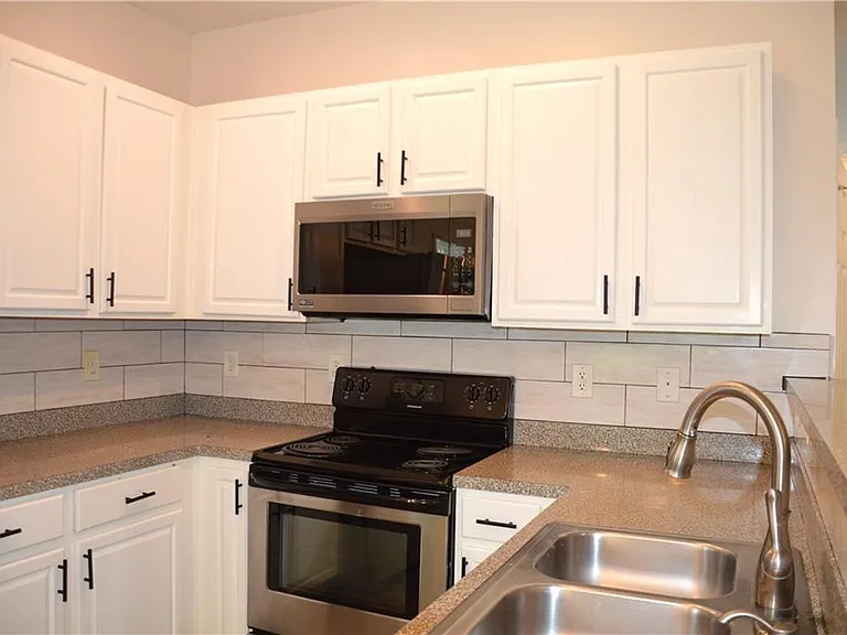 3072 Cedar Glade Ln — Photo 6