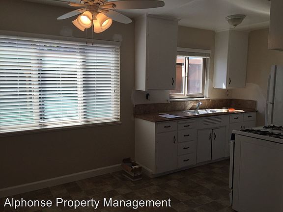 3rd image of 2132 Randolph Dr APT 02