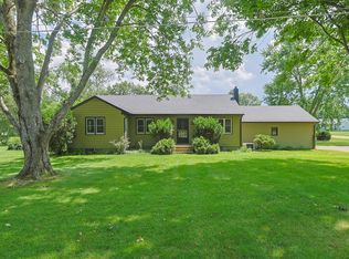 27201 Stuart St, Edwardsburg, MI 49112