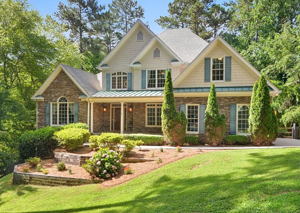 1st image of 3071 Beechwood Dr NW