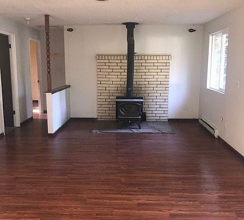 5th image of 2340 Oak Dr