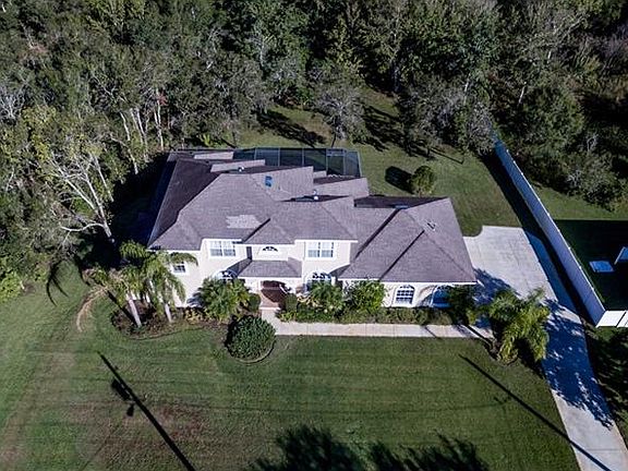 2nd image of 11918 Sugarberry Dr