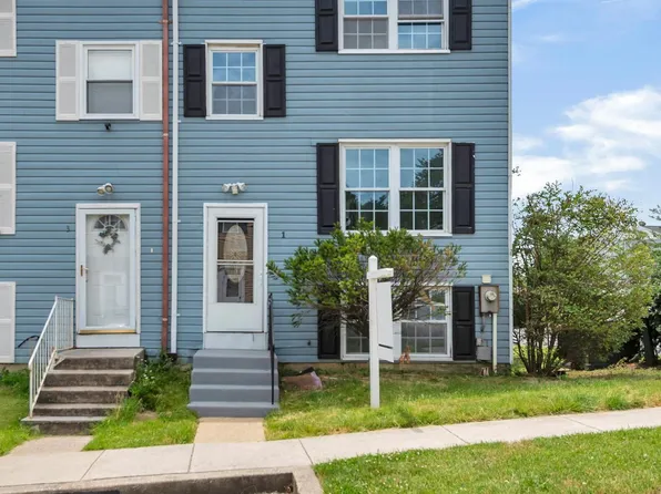 1 Bohn Ct, Rosedale, MD 21237