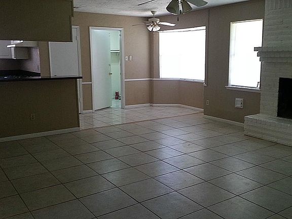 4th image of 1707 Indian Wells Dr