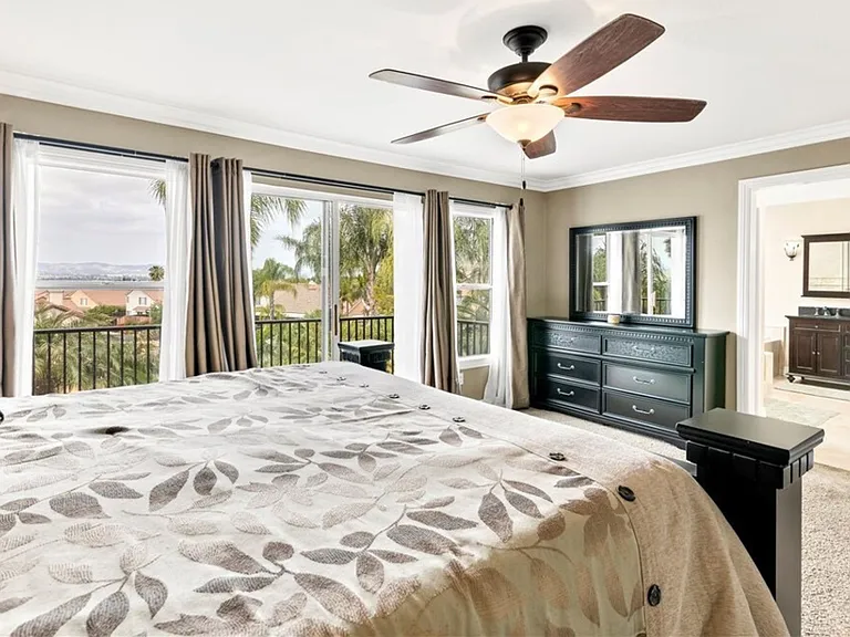 27320 Ocean Dunes St — Photo 38