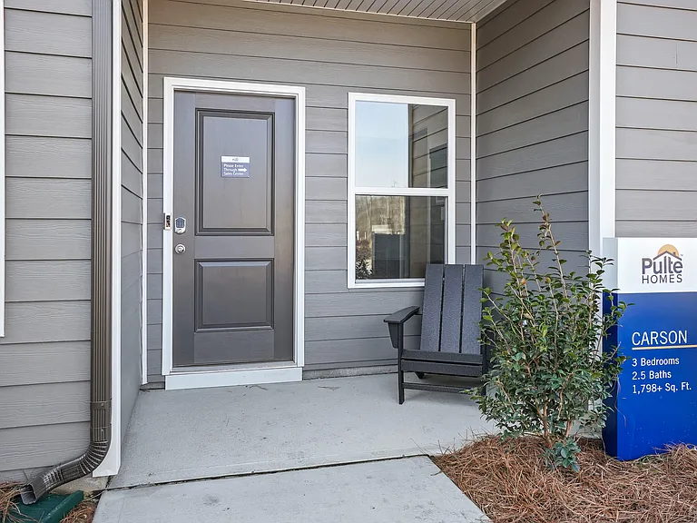 14028 Stetler St — Photo 2