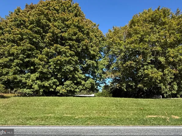 2623 Lewisville Rd, Oxford, PA 19363