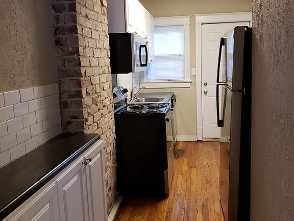3rd image of 4025 Harrison St #3S