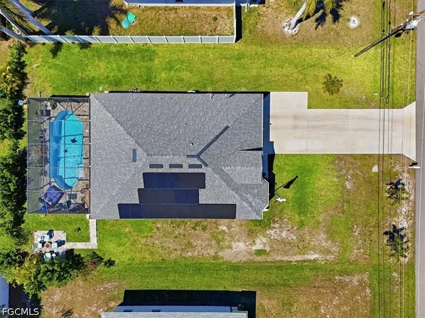 4210 Garden Blvd, Cape Coral, FL 33909