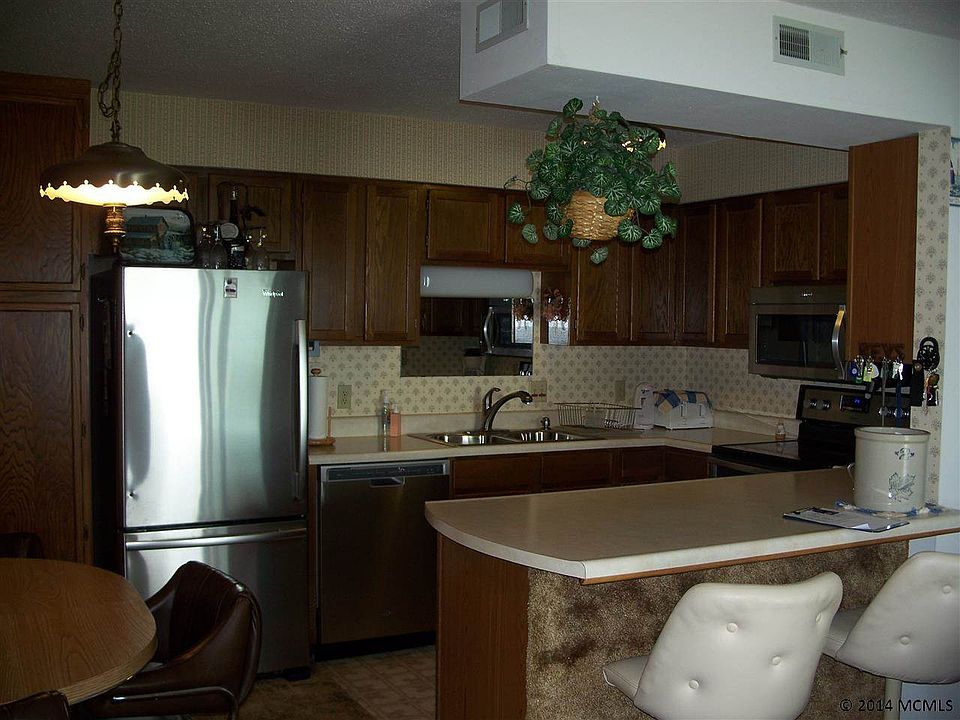 1st image of 2351 S Lakeview Dr Unit A2