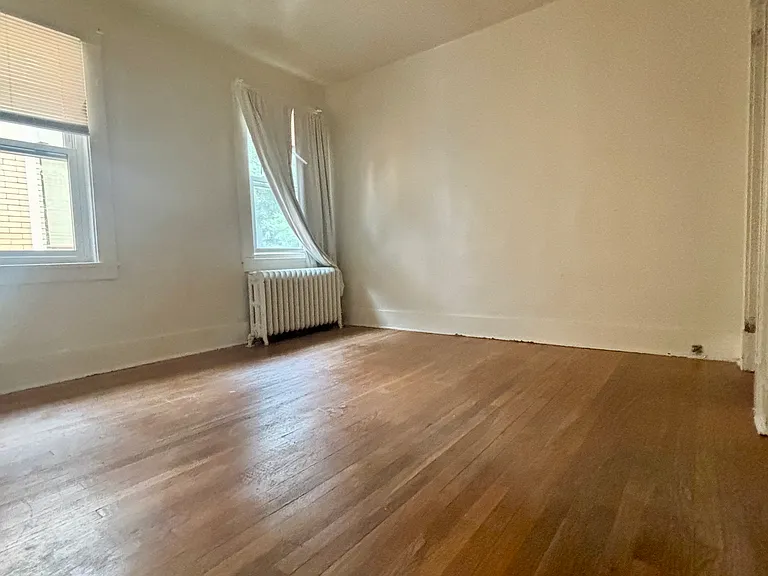 2923 Mattern Ave #2 — Photo 10