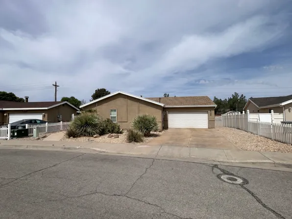 2050 S Stonegate Cir APT 2, Washington, UT 84780