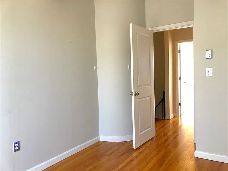 12 Stoneholm St #616 — Photo 13