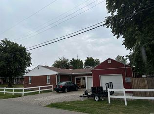 9 N Freeland St, Freelandville, IN 47535