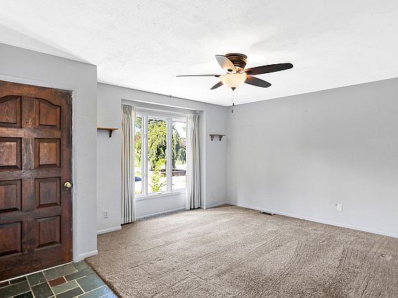 4th image of 144 National Ave