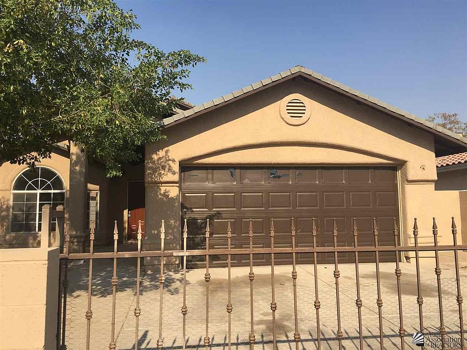 1st image of 1031 N Ed Pastor Ave