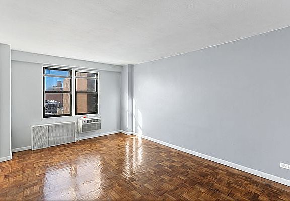 4th image of 37-31 73rd St #6B