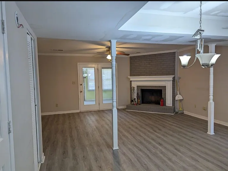 616 Twin Brooks Way — Photo 2