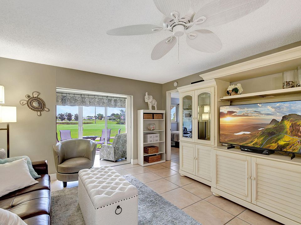1st image of 300 SW Golfview Terrace #137