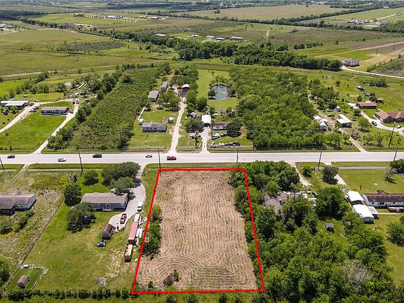 3rd image of 3011 Fm 1942 Rd