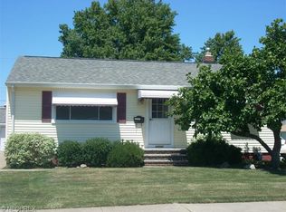 30043 Forest Grove Rd, Eastlake, OH 44095