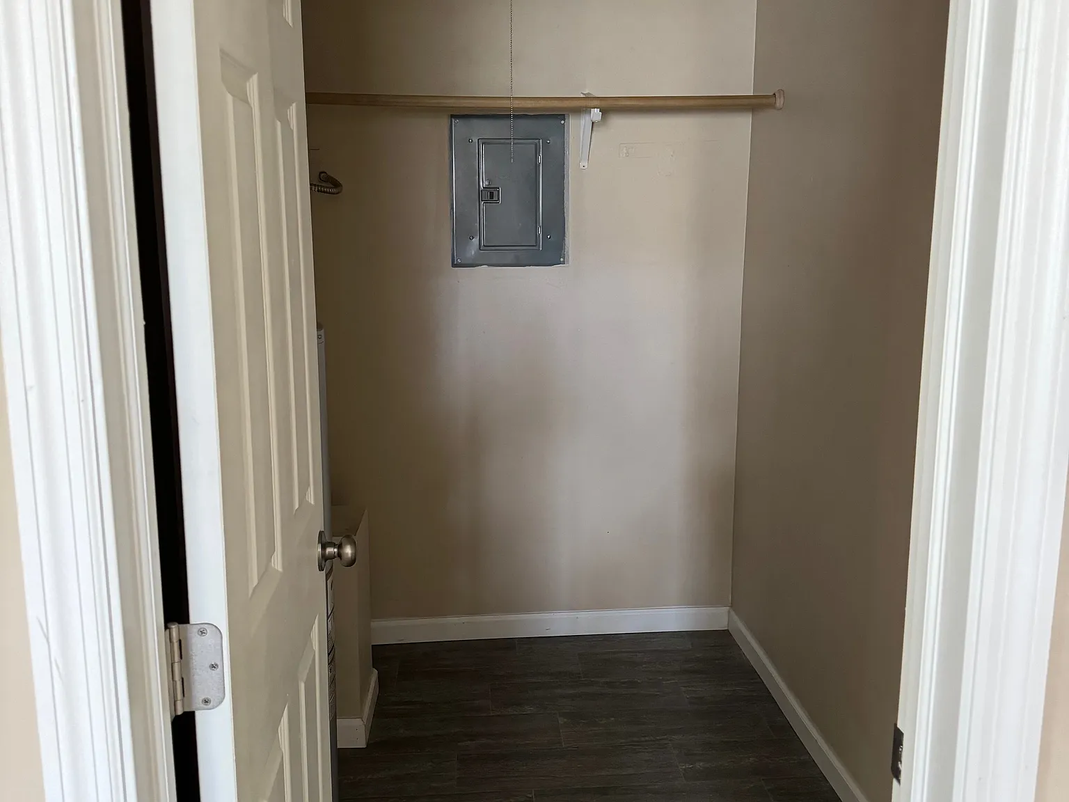 Eagle Crest Apartments — Photo 4