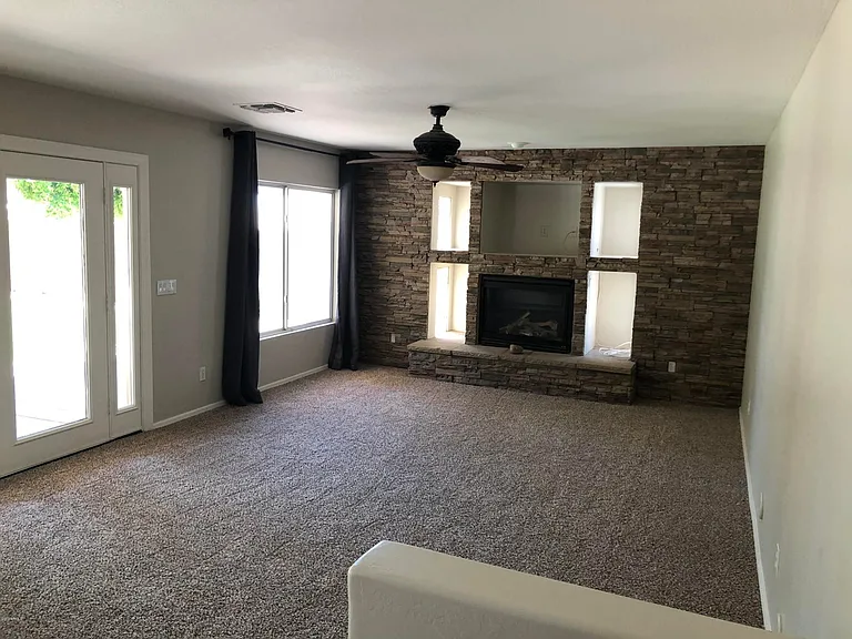 6419 W Avenida Del Rey — Photo 10