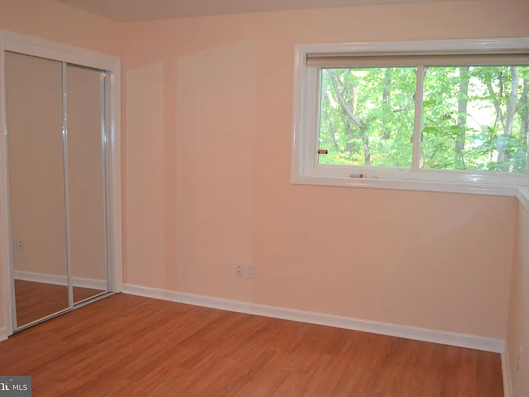 3809 Whispering Ln — Photo 36