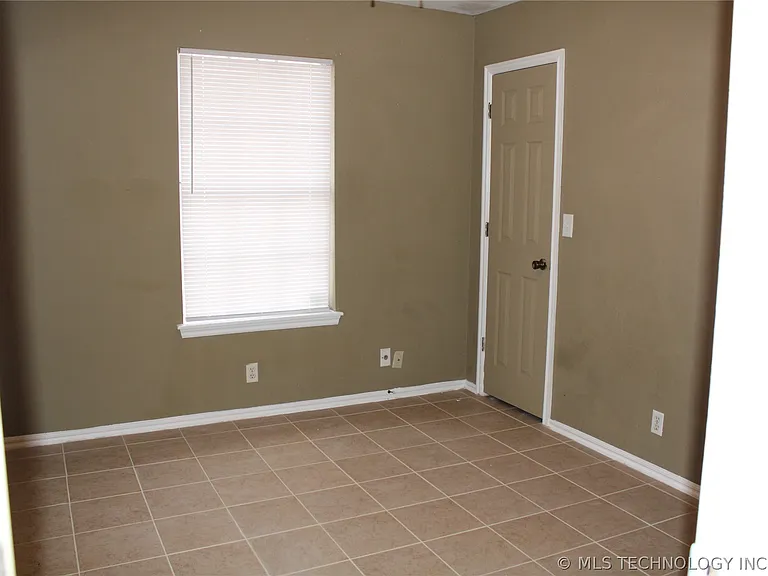 6657 S Utica Pl — Photo 11