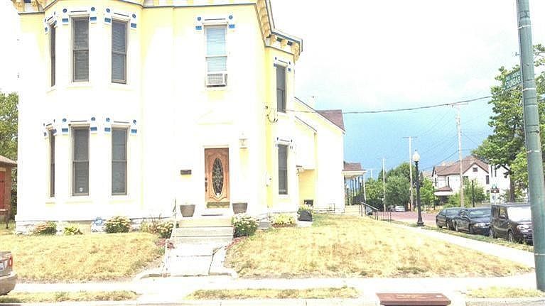 1st image of 1505 W 2nd St