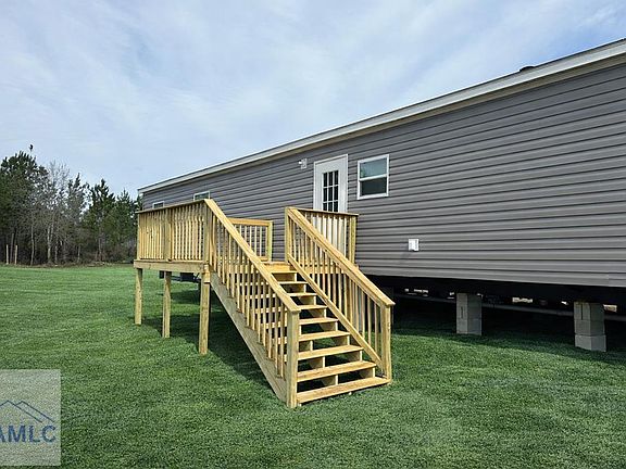 4th image of 1305 Elim Church Rd