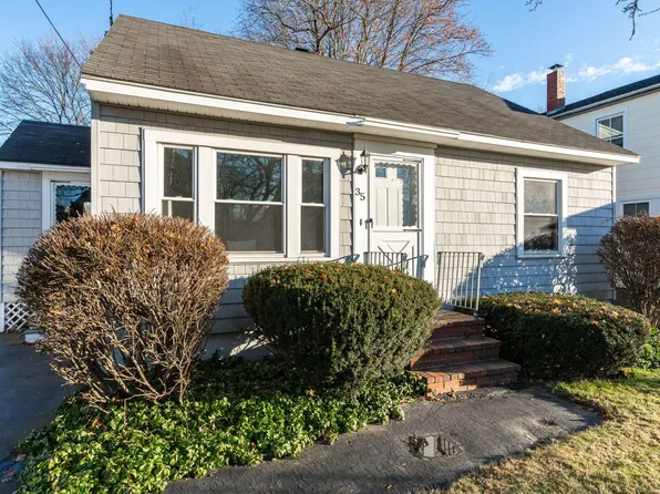 35 Massachusetts Avenue, Portland, ME 04102