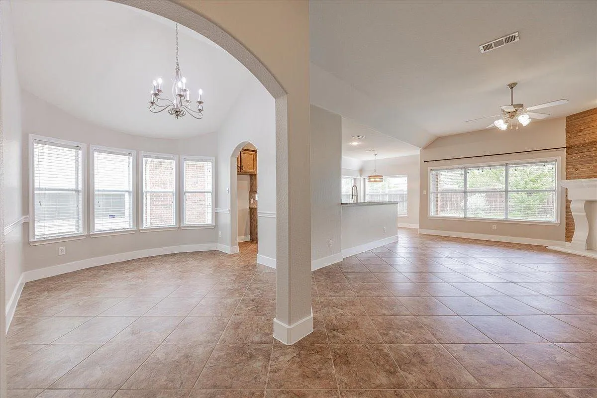 Building Photo - 5604 Balmorhea Dr